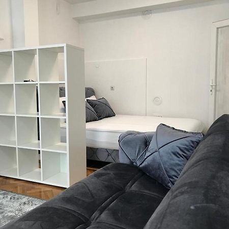 Appartement Stan Na Dan à Novi Pazar Extérieur photo