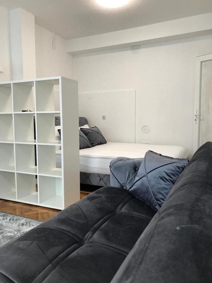 Appartement Stan Na Dan à Novi Pazar Extérieur photo